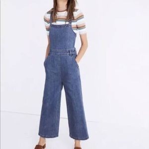 Madewell denim tie back overalls 🍒